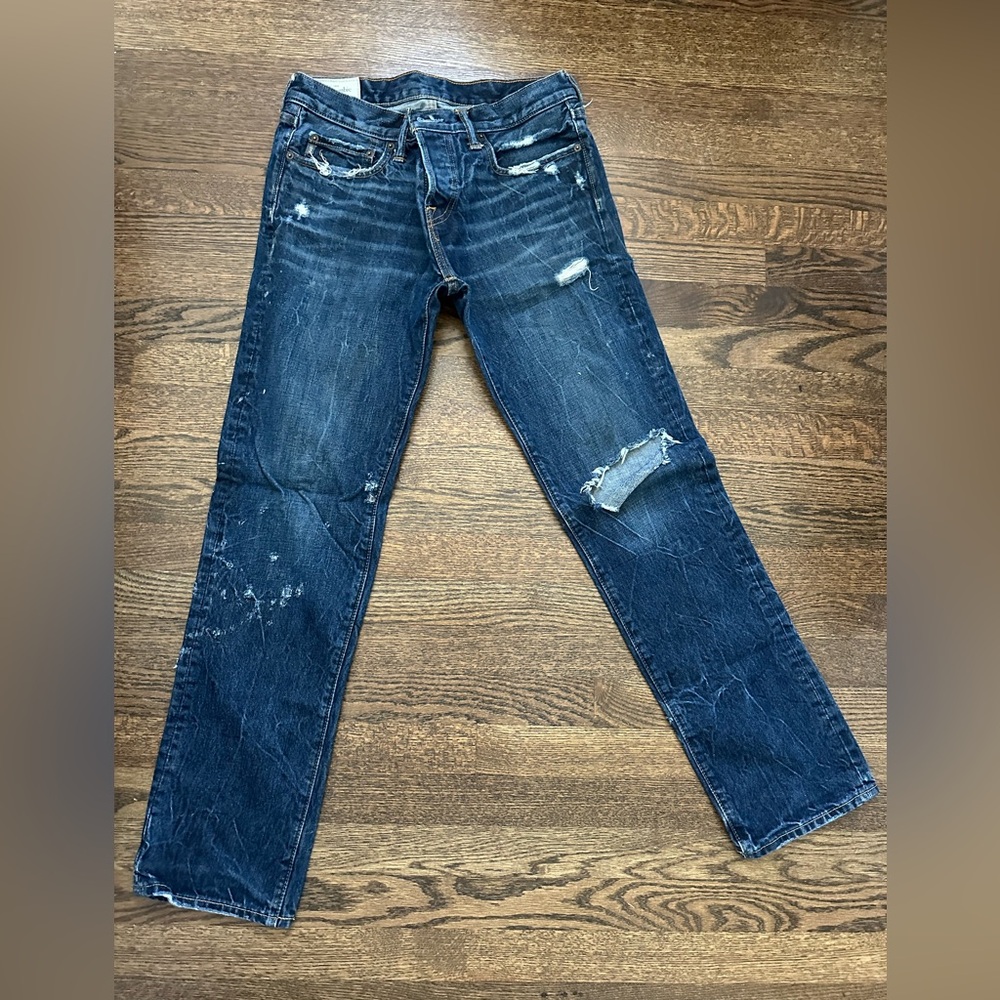 Abercrombie & Fitch Men's Ripped Jeans – Dark Indigo – W31 L32, Like New